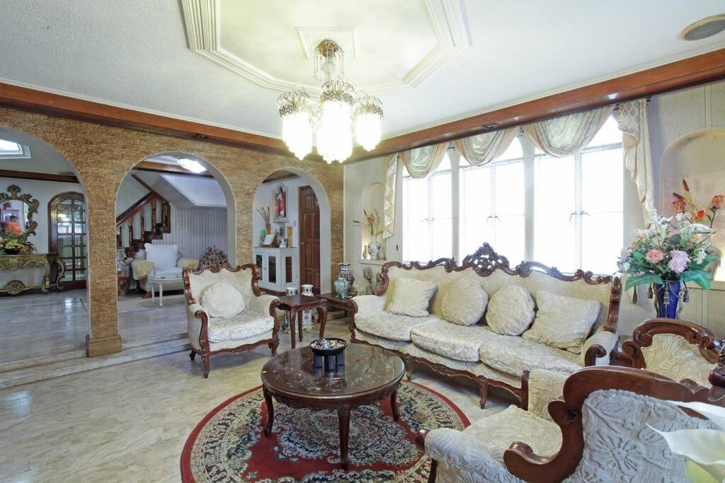 Big House In Quezon City Манила Екстериор снимка