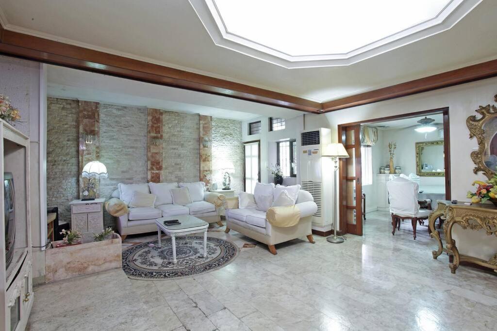 Big House In Quezon City Манила Екстериор снимка