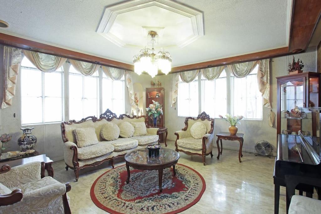 Big House In Quezon City Манила Екстериор снимка