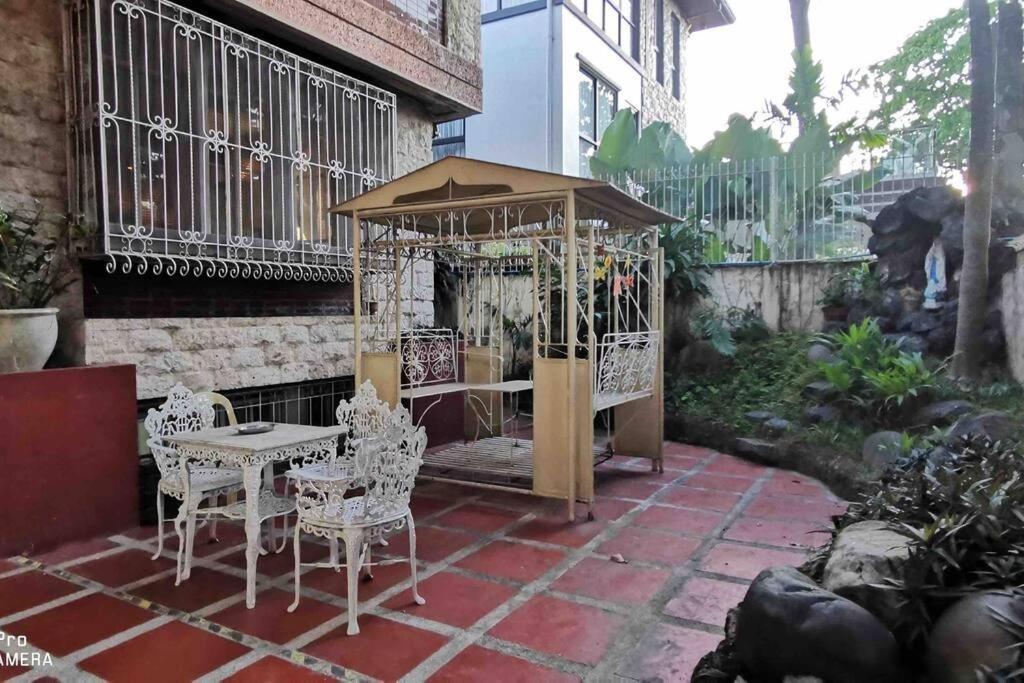 Big House In Quezon City Манила Екстериор снимка
